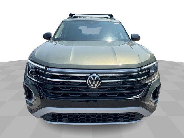 new 2025 Volkswagen Atlas car, priced at $45,116