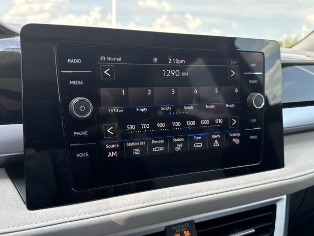 new 2025 Volkswagen Taos car, priced at $32,081