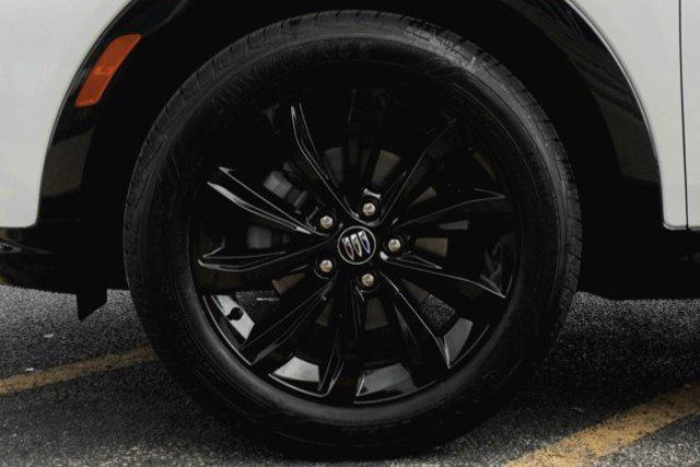 new 2025 Buick Envista car, priced at $29,131