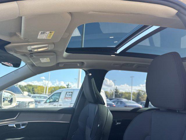 new 2026 Volvo XC90 car, priced at $66,855