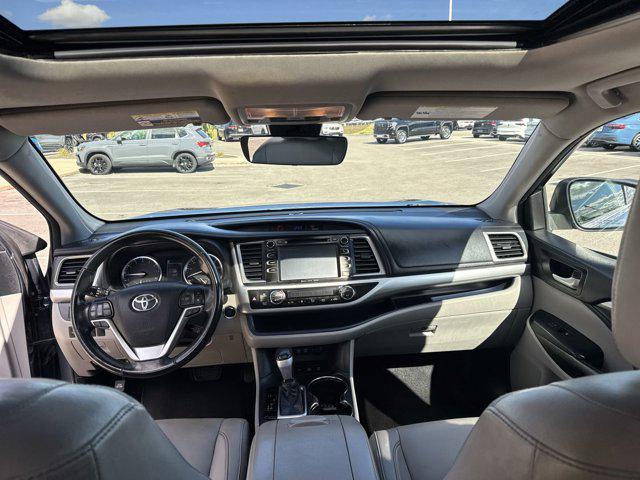 used 2017 Toyota Highlander car, priced at $19,907