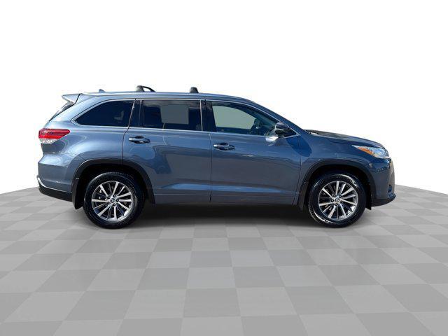 used 2017 Toyota Highlander car, priced at $19,907