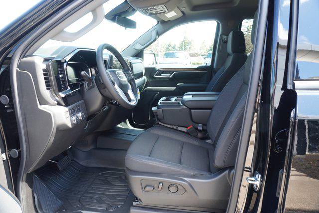 new 2025 GMC Sierra 1500 car, priced at $53,890