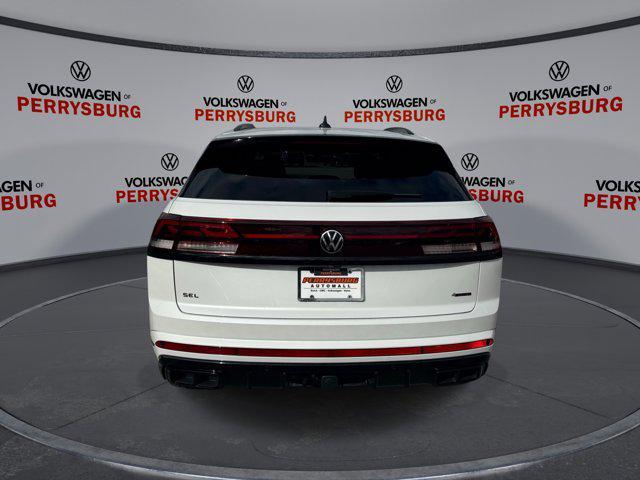 new 2026 Volkswagen Atlas Cross Sport car, priced at $49,328