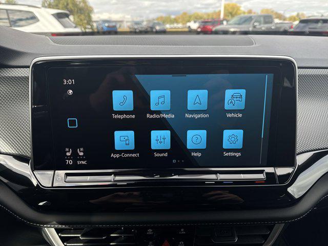 new 2026 Volkswagen Atlas Cross Sport car, priced at $49,328