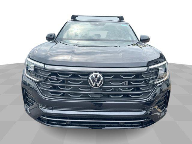 new 2026 Volkswagen Atlas Cross Sport car, priced at $49,999