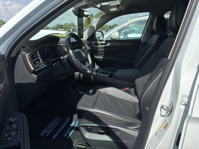 new 2025 Volkswagen Atlas car, priced at $37,135