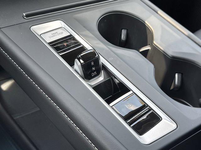 new 2025 Volkswagen Atlas car, priced at $37,135