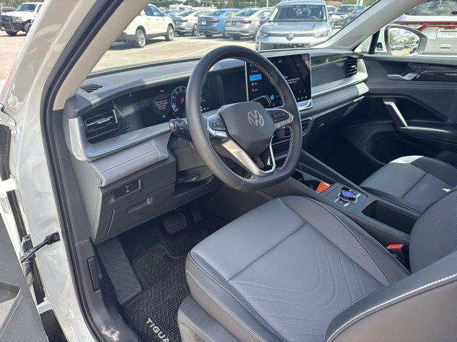 new 2025 Volkswagen Tiguan car, priced at $33,876