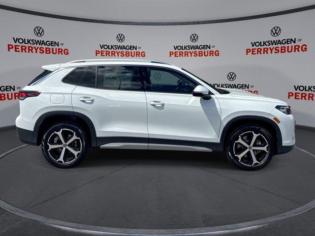 new 2025 Volkswagen Tiguan car, priced at $33,876