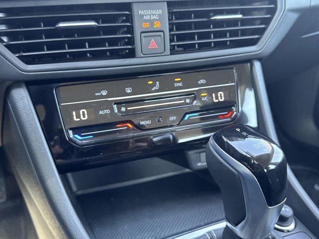 new 2025 Volkswagen Jetta car, priced at $23,971