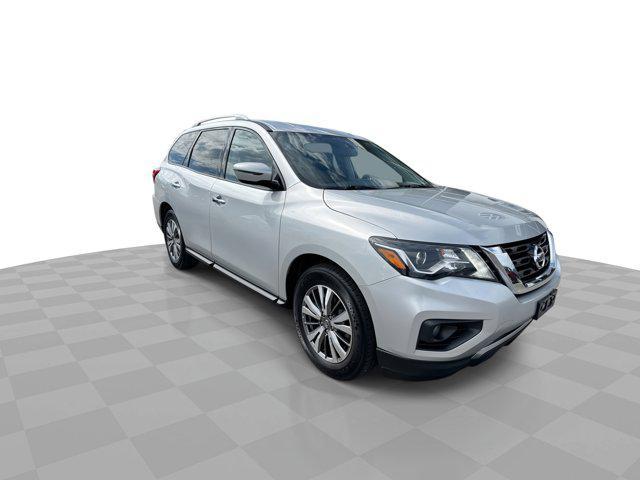 used 2020 Nissan Pathfinder car, priced at $16,481