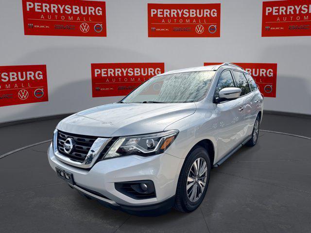 used 2020 Nissan Pathfinder car, priced at $16,481