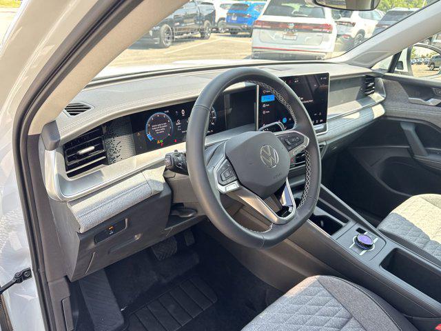 new 2025 Volkswagen Tiguan car, priced at $31,820