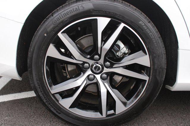 new 2024 Volvo S60 car, priced at $33,910