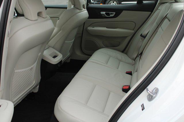 new 2024 Volvo S60 car, priced at $33,910