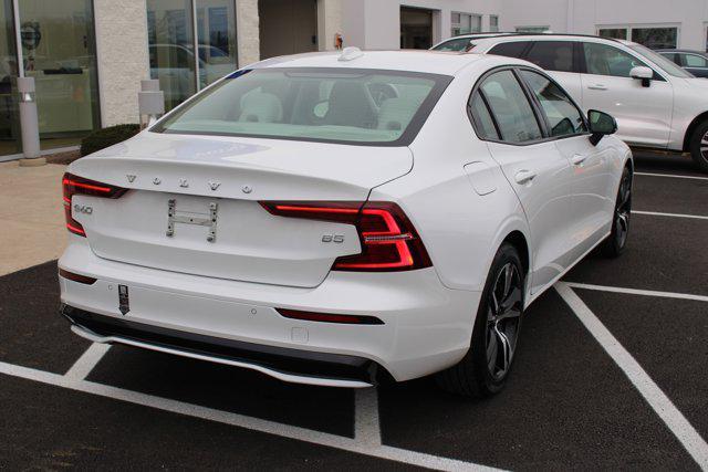 new 2024 Volvo S60 car, priced at $33,910