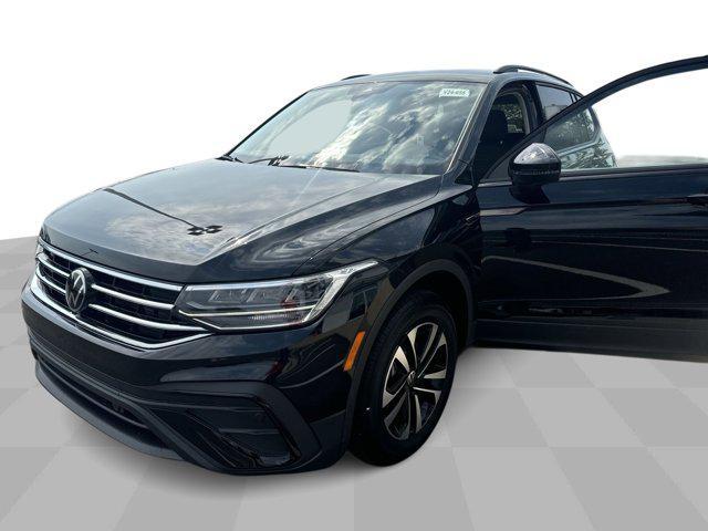 new 2024 Volkswagen Tiguan car, priced at $29,943