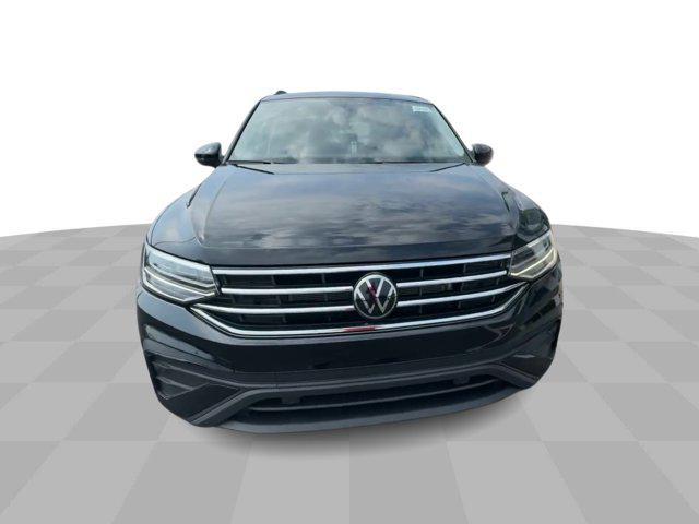 new 2024 Volkswagen Tiguan car, priced at $29,943