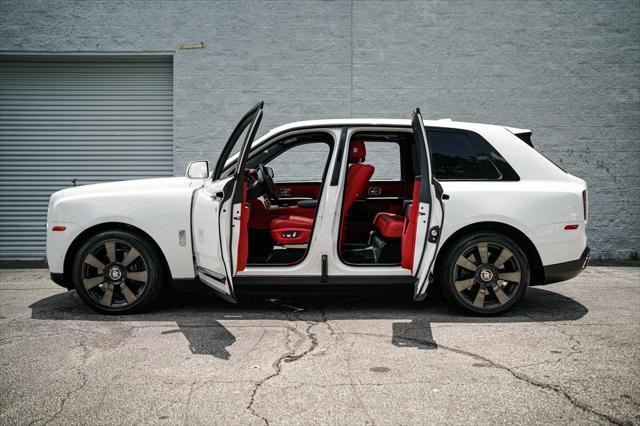used 2020 Rolls-Royce Cullinan car, priced at $239,991