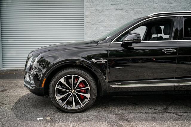 used 2020 Bentley Bentayga Hybrid car, priced at $96,465