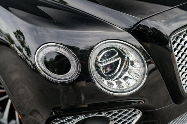 used 2020 Bentley Bentayga Hybrid car, priced at $96,465