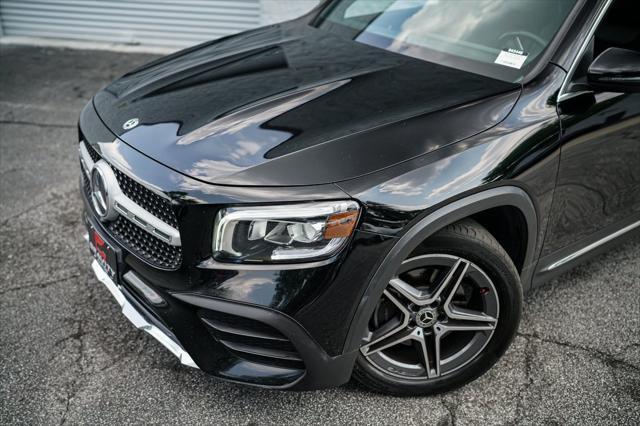 used 2020 Mercedes-Benz GLB 250 car, priced at $21,992