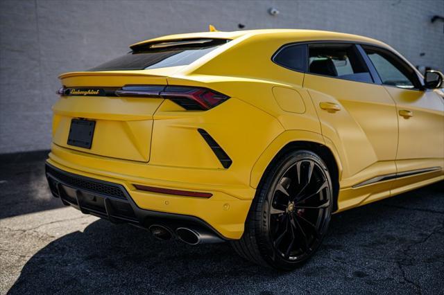 used 2021 Lamborghini Urus car, priced at $184,858