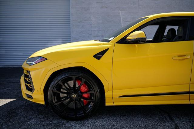 used 2021 Lamborghini Urus car, priced at $184,858