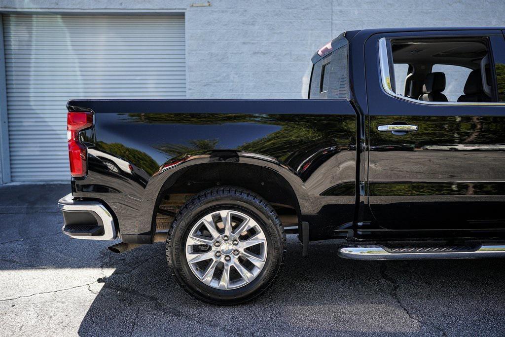 used 2022 Chevrolet Silverado 1500 car, priced at $35,997