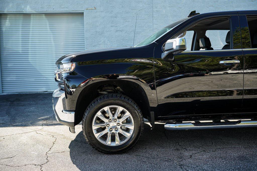 used 2022 Chevrolet Silverado 1500 car, priced at $35,997