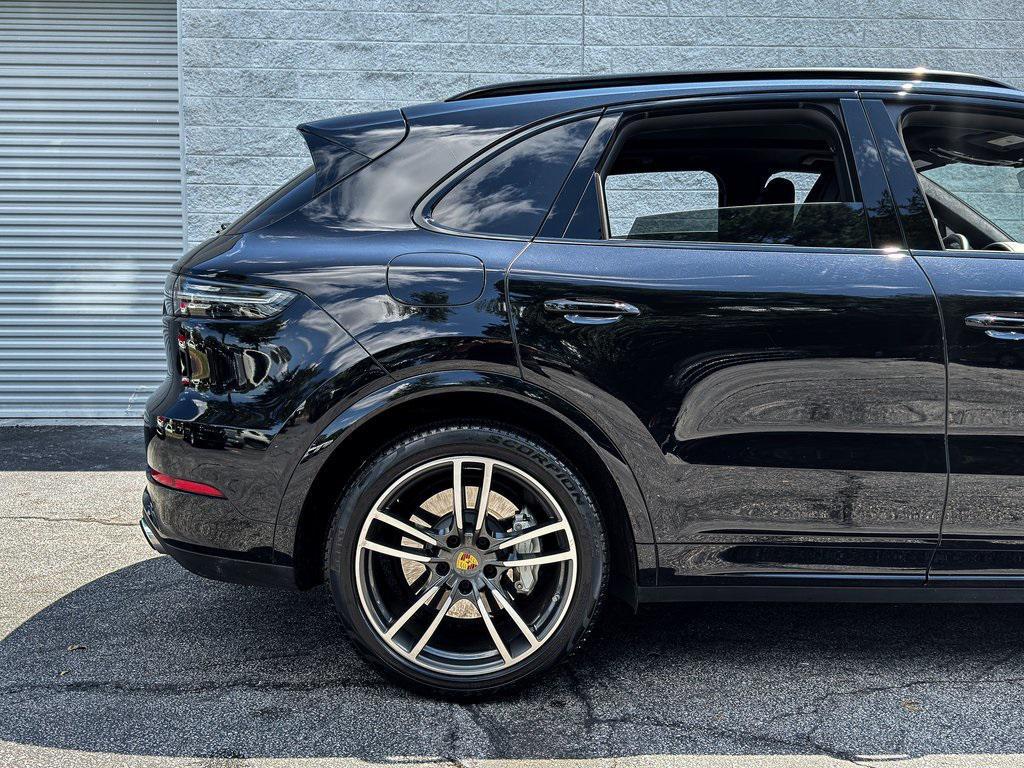 used 2021 Porsche Cayenne car, priced at $77,997