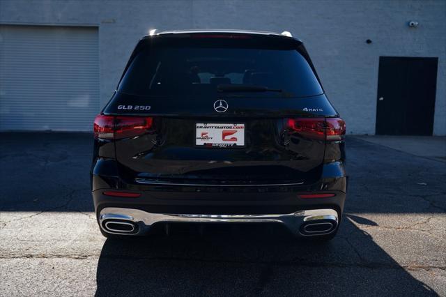 used 2021 Mercedes-Benz GLB 250 car, priced at $29,995