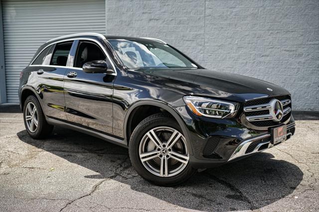 used 2022 Mercedes-Benz GLC 300 car, priced at $28,817