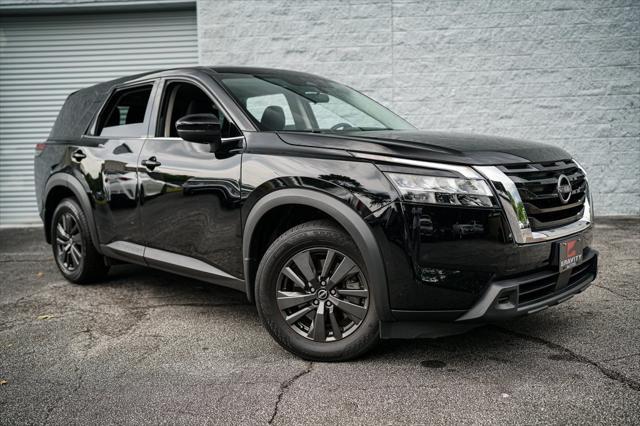used 2022 Nissan Pathfinder car, priced at $20,992