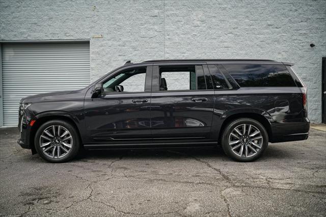 used 2022 Cadillac Escalade ESV car, priced at $65,437
