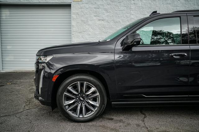 used 2022 Cadillac Escalade ESV car, priced at $65,437