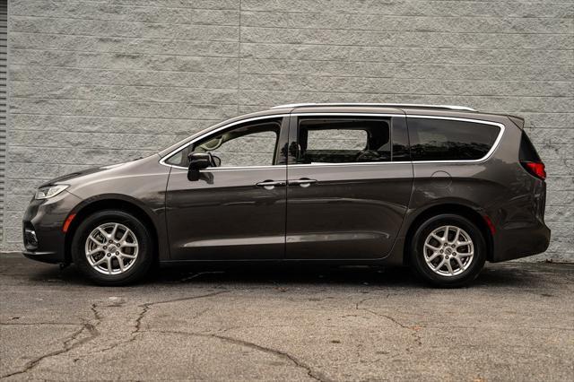 used 2021 Chrysler Pacifica car, priced at $27,995