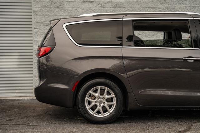 used 2021 Chrysler Pacifica car, priced at $27,995