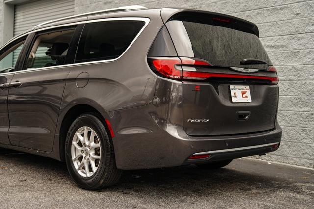 used 2021 Chrysler Pacifica car, priced at $27,995