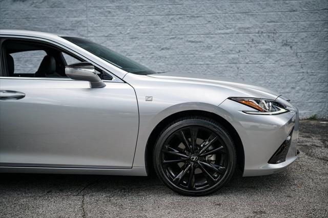 used 2022 Lexus ES 350 car, priced at $38,342