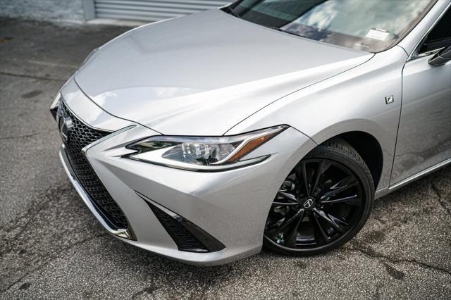 used 2022 Lexus ES 350 car, priced at $38,342