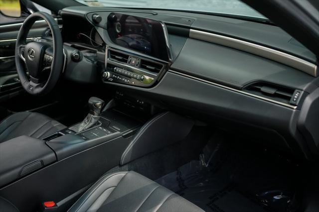 used 2022 Lexus ES 350 car, priced at $38,342