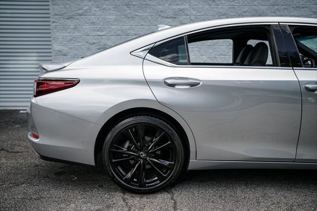 used 2022 Lexus ES 350 car, priced at $38,342