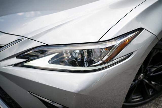 used 2022 Lexus ES 350 car, priced at $38,342