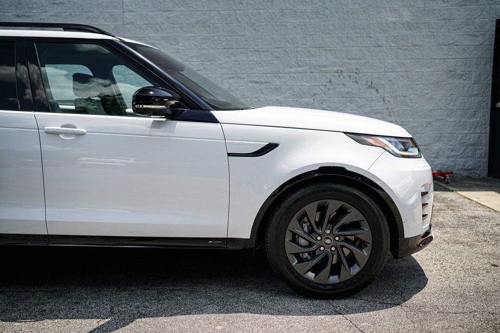 used 2021 Land Rover Discovery car, priced at $32,592