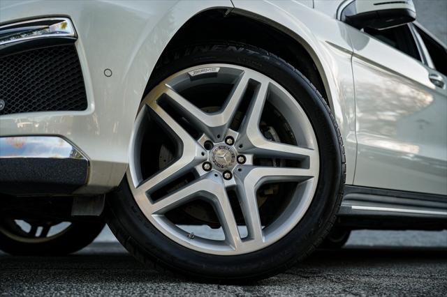 used 2016 Mercedes-Benz GL-Class car, priced at $23,997