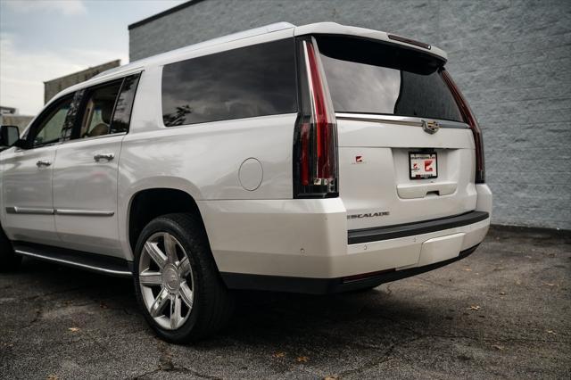 used 2020 Cadillac Escalade ESV car, priced at $41,995