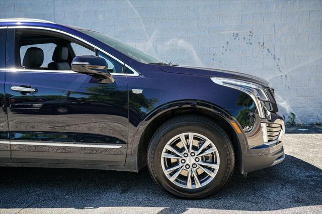 used 2022 Cadillac XT5 car, priced at $29,492