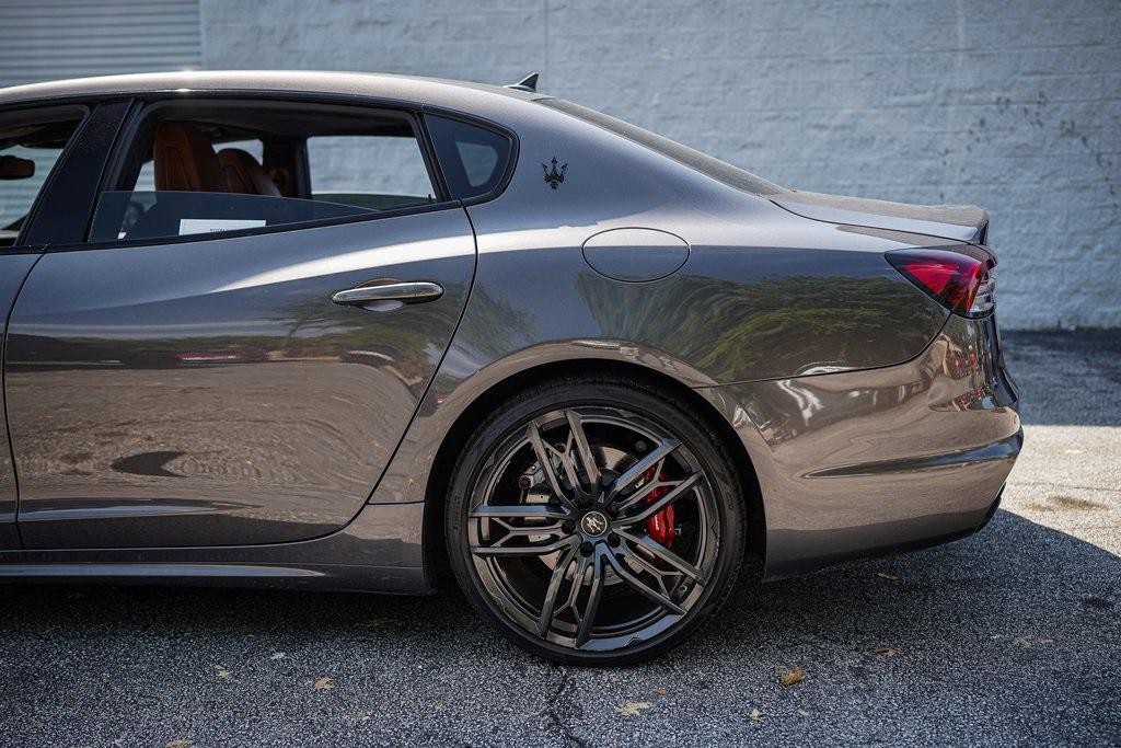 used 2022 Maserati Quattroporte car, priced at $36,197